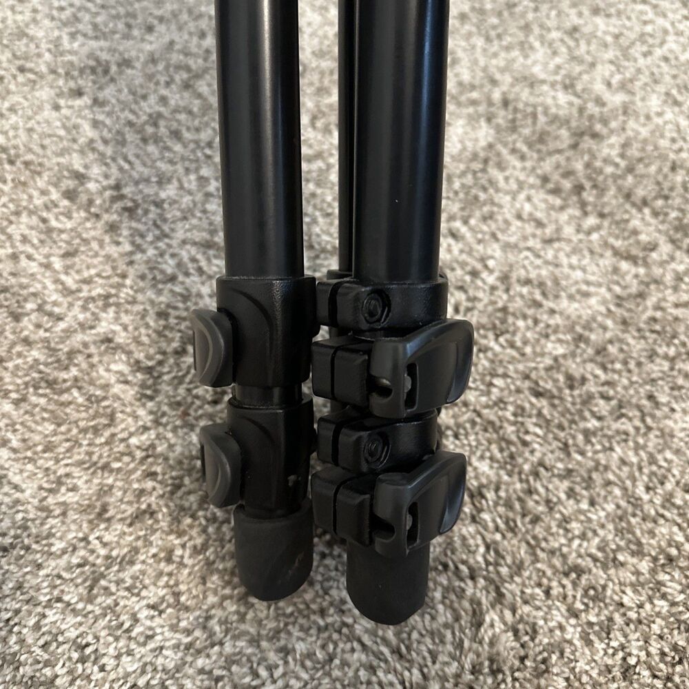 Manfrotto 290 MT294A3 Aluminum Tripod + Manfrotto 804RC2 3-Way Pan/Tilt Head - Picture 10 of 11
